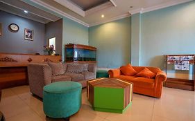 Oyo 1273 Hotel Belvena